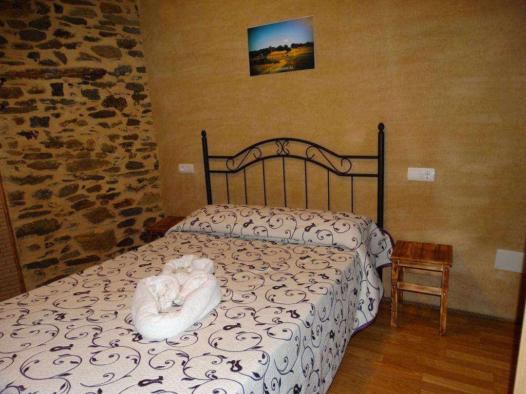 Pensjonat Casa Abuela ★★★ Grisuela Zewnętrze zdjęcie