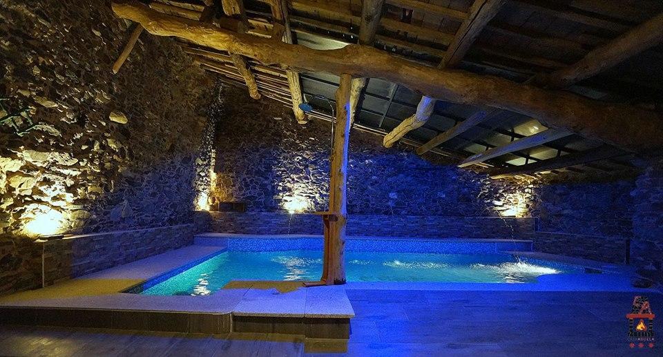 Pensjonat Casa Abuela ★★★ Grisuela Zewnętrze zdjęcie